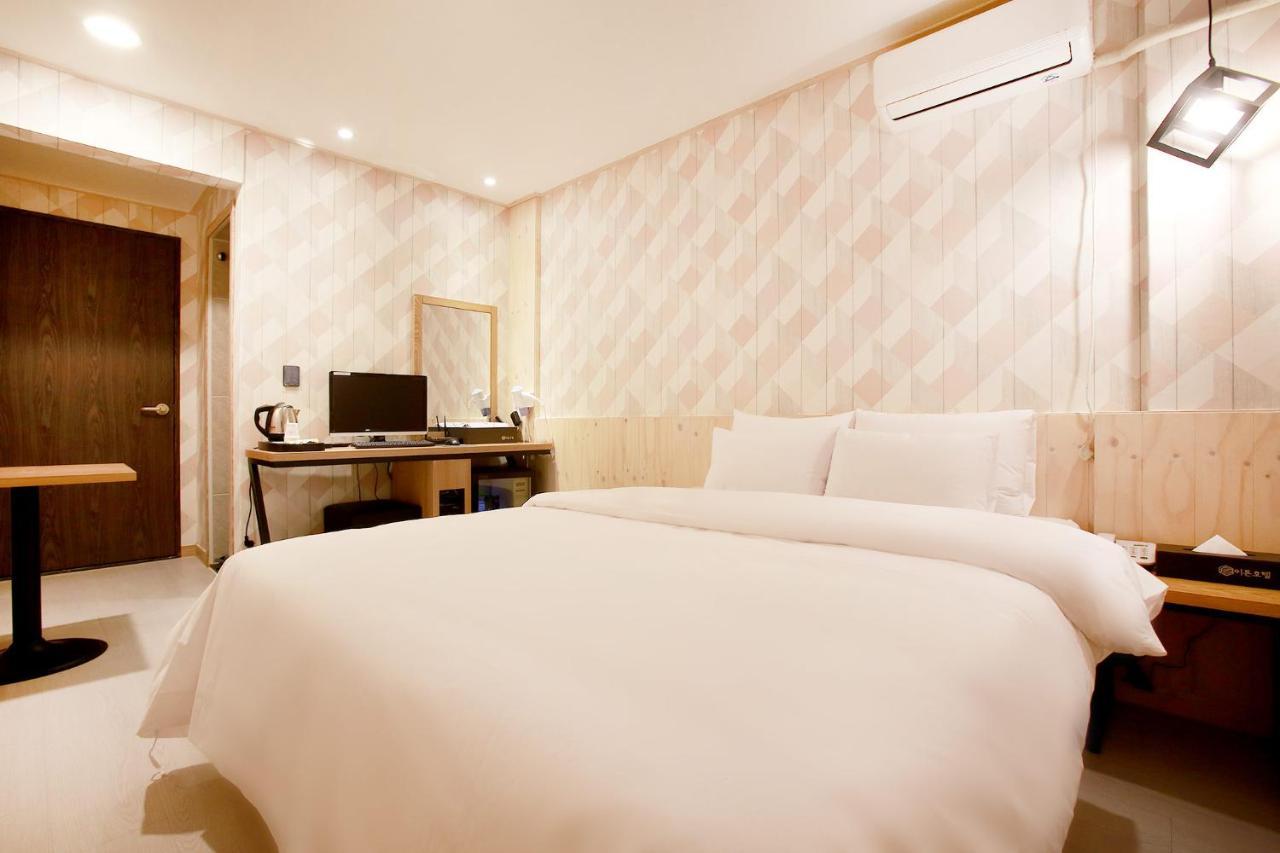 Eton Hotel ชุนชอน ภายนอก รูปภาพ