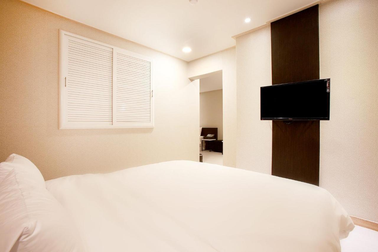 Eton Hotel ชุนชอน ภายนอก รูปภาพ