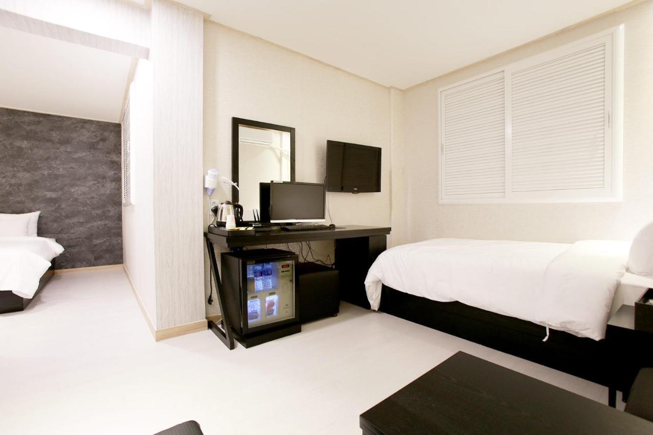 Eton Hotel ชุนชอน ภายนอก รูปภาพ